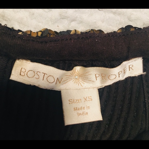 Gorgeous Boston Proper Sequined Top - Picture 4 of 4